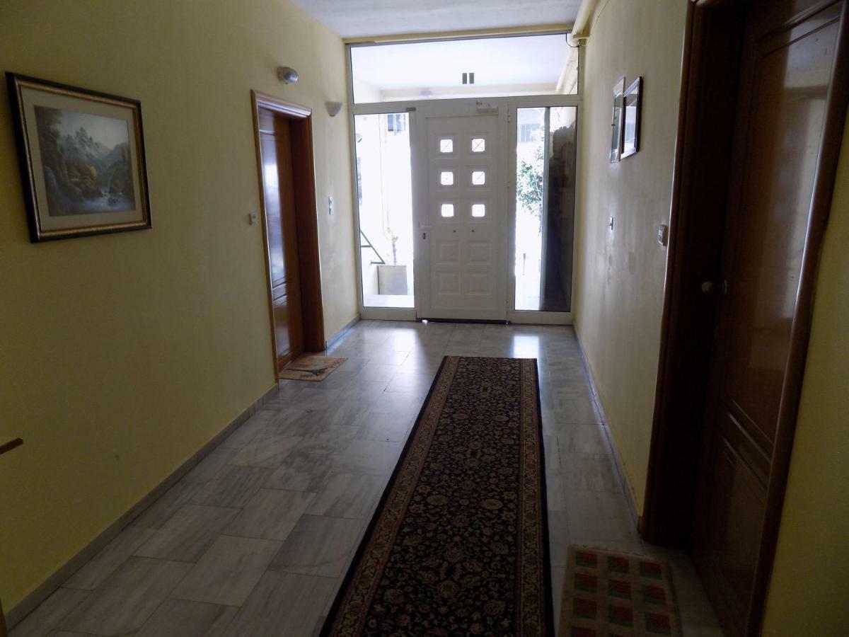 George'S Apartment In Volos Area Eksteriør billede